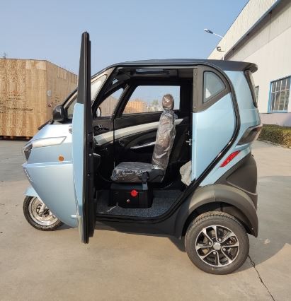 Electric Motorized Vehicle Factory Enclosed 3 Wheel Car Europe EEC COC Certififation