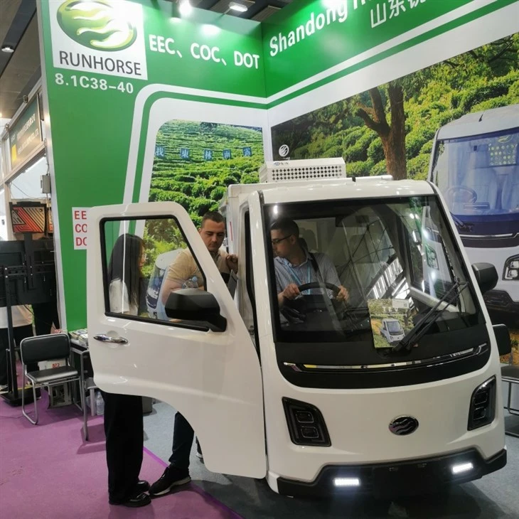 O futuro do transporte elétrico urbano sobre Runhorse Tev